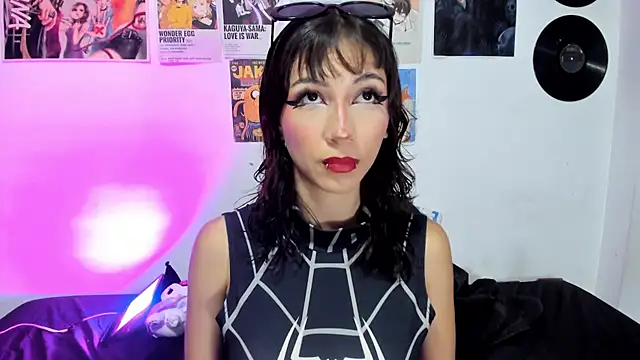 Naomi-Haruno online show from October 2025 09:45:01 PM