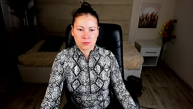 Dana  dom online show from February 2025 01:26:01 AM