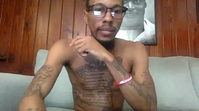 Snapshot of KingDerRico chatting on September 2025 03:57:01 PM KingDerRico online show from September 2025 03:57:01 PM