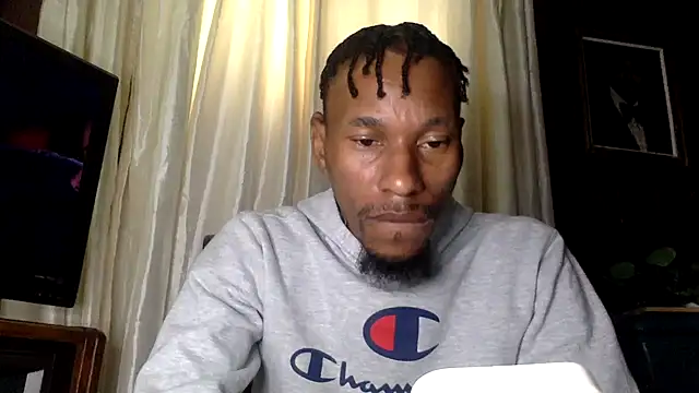 Snapshot of KingDerRico chatting on October 2025 02:32:02 PM KingDerRico online show from October 2025 02:32:02 PM