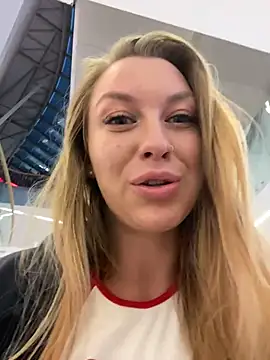 Sweet   Emily online show from November 2025 01:37:01 PM