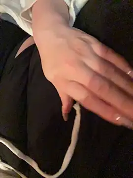 Sweet   Emily online show from April 2026 04:33:02 PM