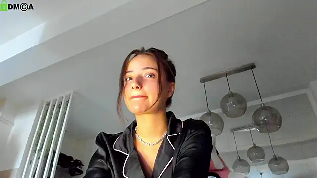IreneVON online show from July 2026 04:07:02 AM