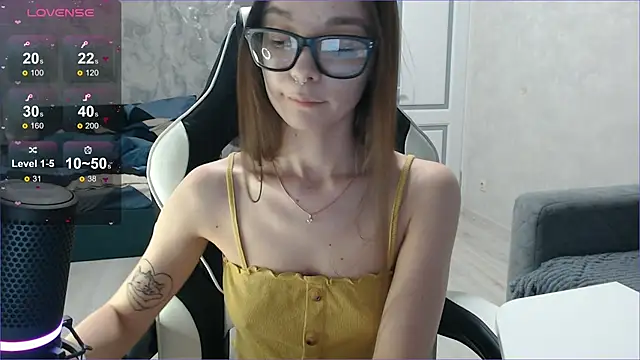 Amarieni online show from February 2025 04:42:02 PM