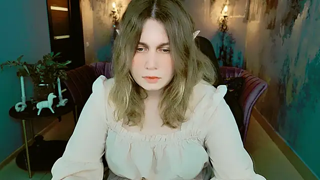 FioraMarmoris online show from February 2025 01:08:02 PM