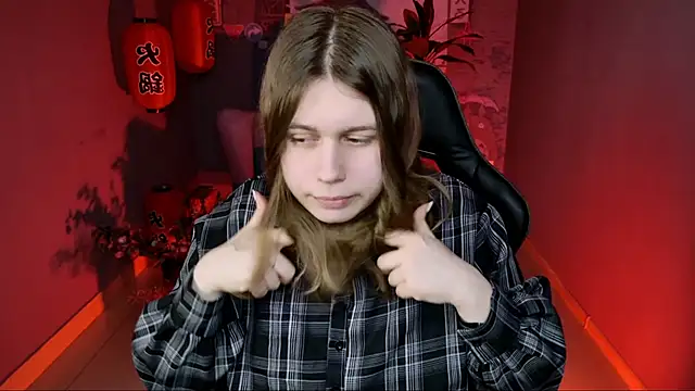 FioraMarmoris online show from March 2025 01:15:01 PM