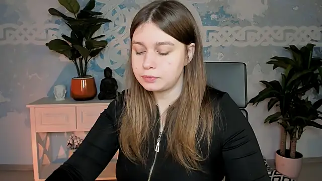 FioraMarmoris online show from November 2025 05:18:01 AM