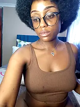 Snapshot of Queen-Chocolate chatting on January 2025 07:49:02 AM Queen-Chocolate online show from January 2025 07:49:02 AM