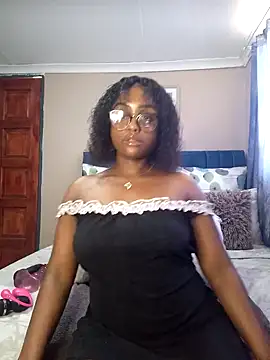 Snapshot of Queen-Chocolate chatting on January 2025 09:47:01 AM Queen-Chocolate online show from January 2025 09:47:01 AM