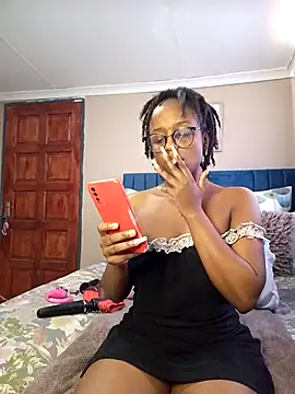 Snapshot of Queen-Chocolate chatting on February 2025 11:16:02 AM Queen-Chocolate online show from February 2025 11:16:02 AM