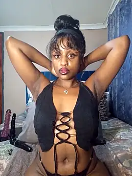 Snapshot of Queen-Chocolate chatting on March 2025 01:31:02 AM Queen-Chocolate online show from March 2025 01:31:02 AM