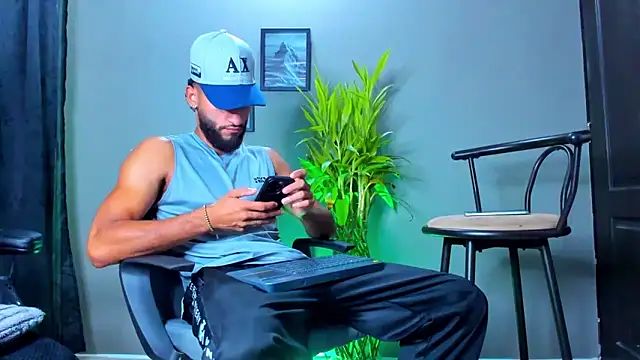 Damian 022 online show from November 2025 01:55:02 PM