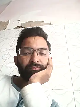 sagarghai07 online show from September 2025 11:48:01 AM