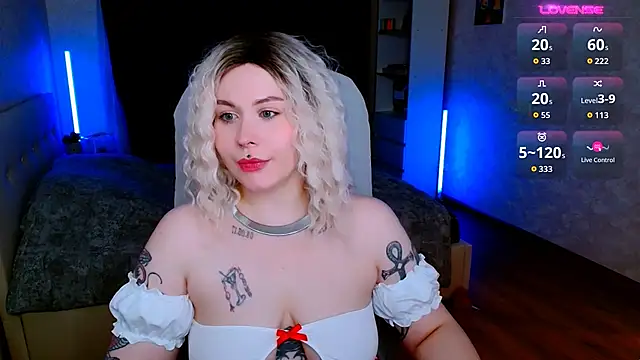 Blueberry-baby online show from November 2025 06:08:01 PM