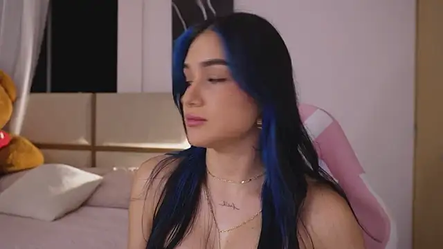 AnnyHizzle online show from May 2026 02:06:02 AM