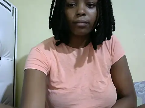 nelly shyn online show from October 2025 08:40:02 PM