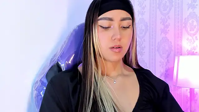 liaa 18 online show from February 2026 04:35:02 AM