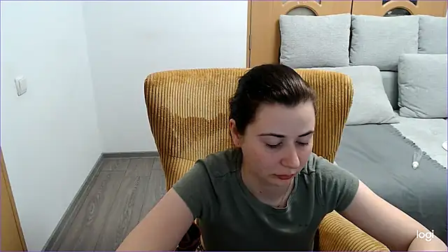 VioletaFlower7 online show from March 2026 08:45:01 PM