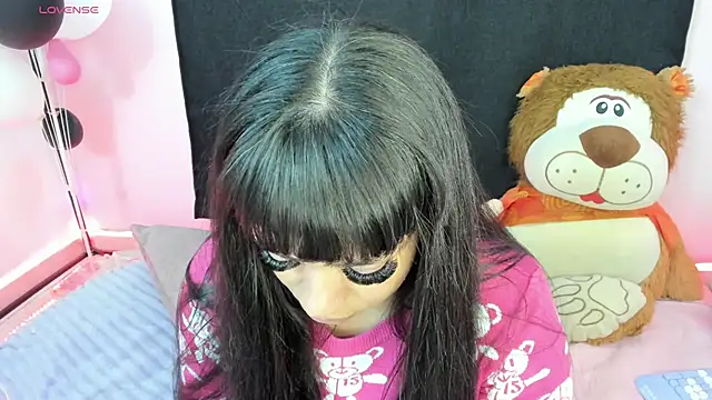 zoesullivan online show from December 2024 01:02:01 PM