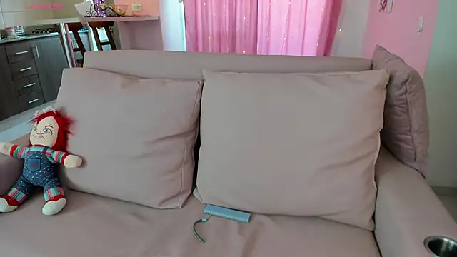 zoesullivan online show from January 2025 12:24:01 PM