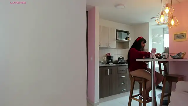 zoesullivan online show from January 2025 12:53:01 PM