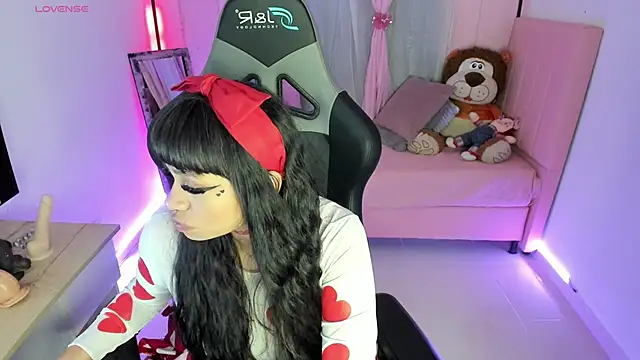 zoesullivan online show from February 2025 10:07:01 AM