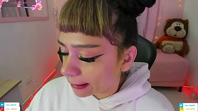 zoesullivan online show from November 2025 09:53:01 AM