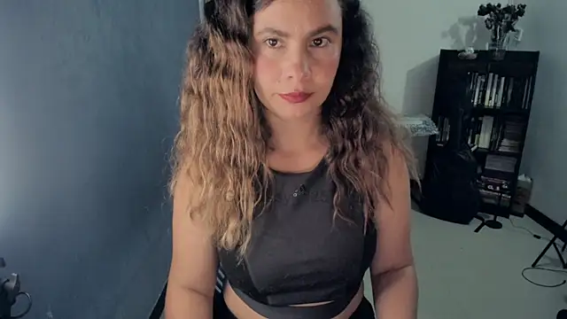 gigi stephans online show from July 2026 01:19:01 AM