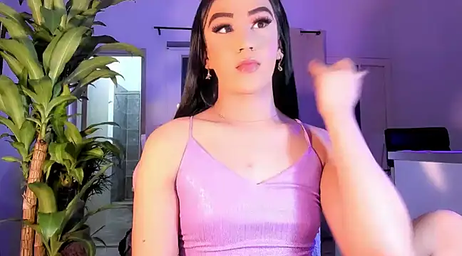 Snapshot of ShantalGirs chatting on February 2025 07:15:01 AM ShantalGirs online show from February 2025 07:15:01 AM