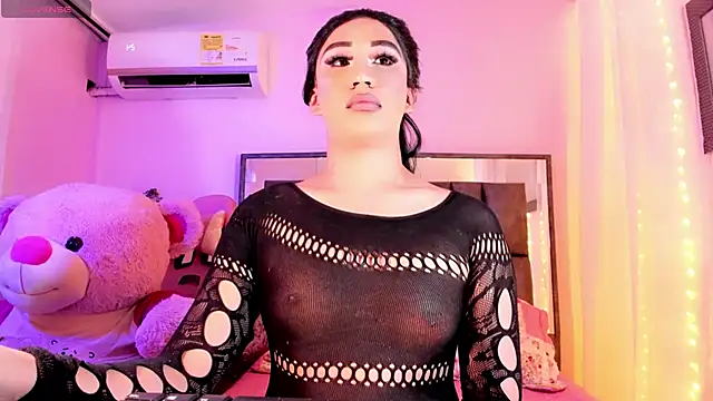 Snapshot of ShantalGirs chatting on September 2025 01:38:02 PM ShantalGirs online show from September 2025 01:38:02 PM