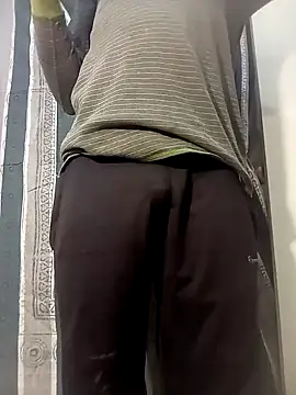 Snapshot of Syco_amanyg chatting on December 2024 07:18:02 PM Syco amanyg online show from December 2024 07:18:02 PM