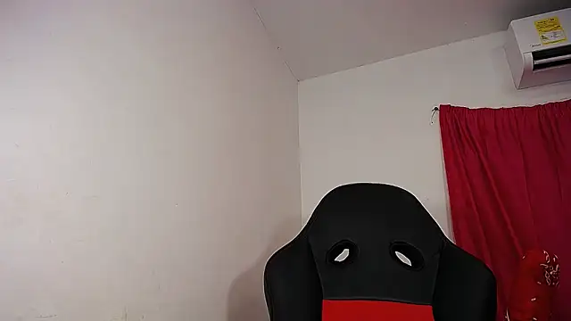 Sashabreck online show from March 2026 02:28:01 AM