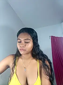 Sashabreck online show from April 2026 08:48:01 PM