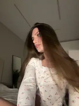 Snapshot of WildOrchid chatting on November 2025 08:41:02 PM WildOrchid online show from November 2025 08:41:02 PM