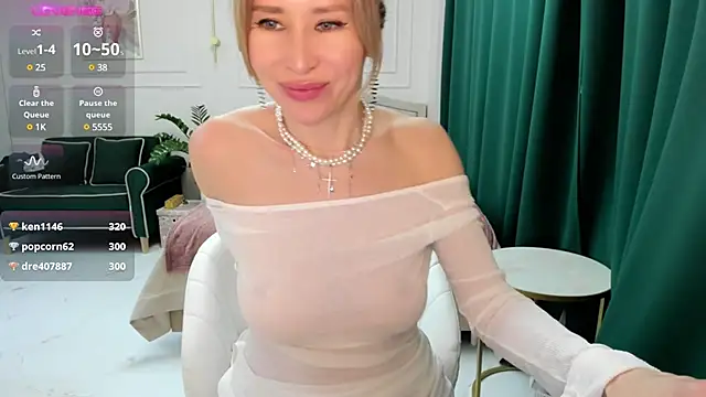 Jolie Ozolla online show from January 2025 12:18:01 PM