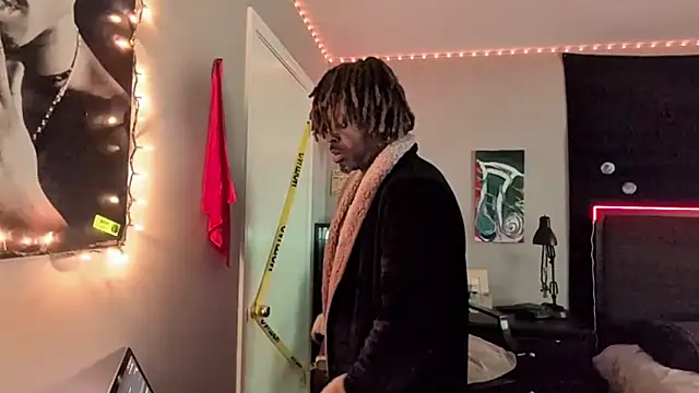 Snapshot of therealsuave chatting on September 2025 09:49:02 PM therealsuave online show from September 2025 09:49:02 PM