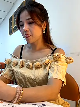 Efangfang online show from December 2025 11:08:02 AM