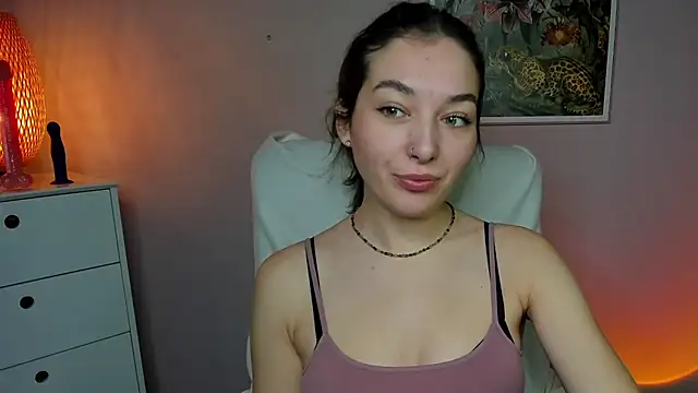 Snapshot of Meagn_Extasy chatting on October 2025 06:45:01 AM Meagn Extasy online show from October 2025 06:45:01 AM