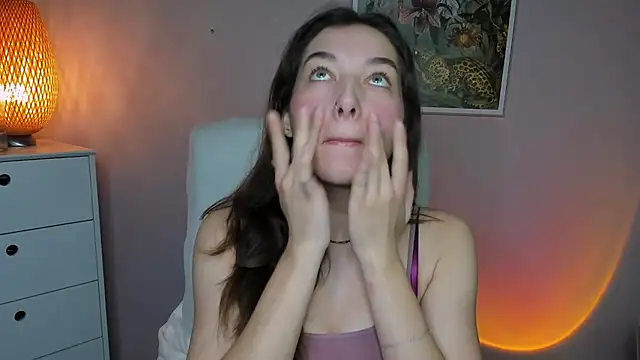 Snapshot of Meagn_Extasy chatting on October 2025 06:43:01 AM Meagn Extasy online show from October 2025 06:43:01 AM