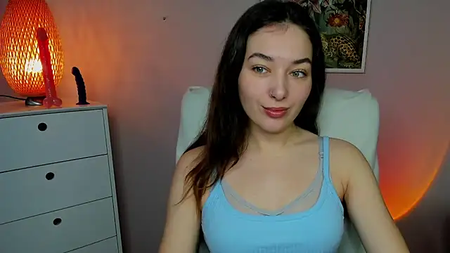 Snapshot of Meagn_Extasy chatting on November 2025 07:41:01 AM Meagn Extasy online show from November 2025 07:41:01 AM