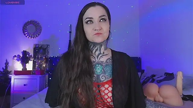Snapshot of SindelDark chatting on December 2024 01:45:01 PM SindelDark online show from December 2024 01:45:01 PM