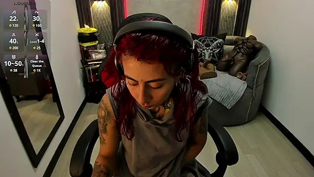 selene red  online show from March 2025 12:46:01 PM