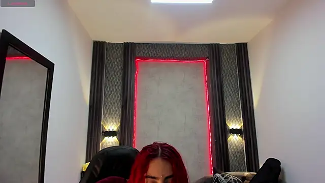 selene red  online show from March 2025 12:39:01 PM