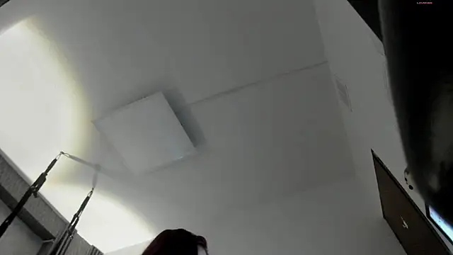 selene red  online show from October 2025 04:38:02 PM