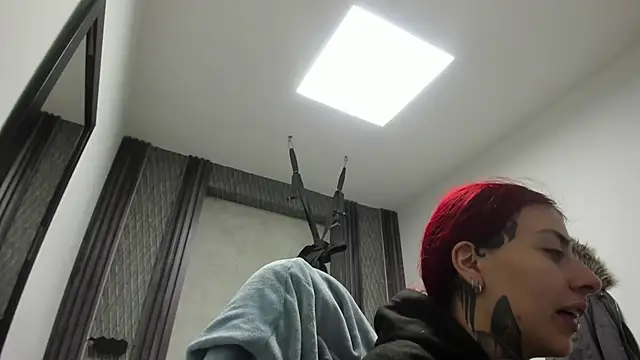 selene red  online show from February 2026 12:39:01 AM