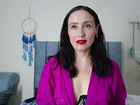 IberianMoonMK online show from September 2025 04:51:01 PM