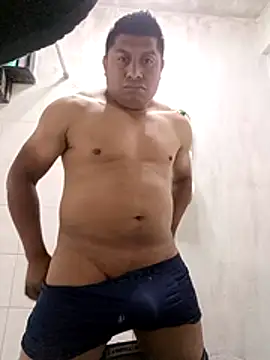 Snapshot of Riatatuil chatting on December 2025 04:25:02 PM Riatatuil online show from December 2025 04:25:02 PM