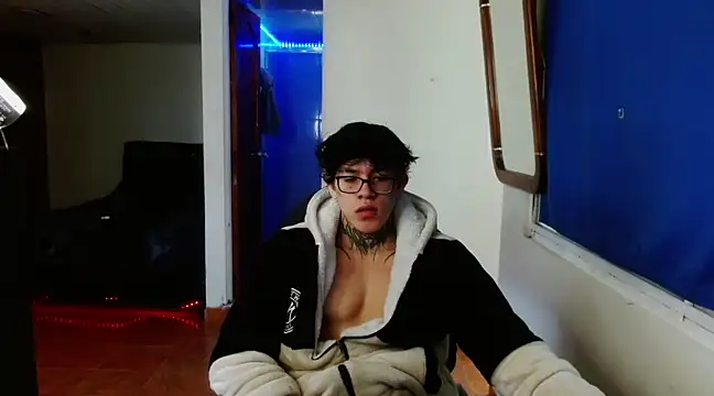 bigryuk0 online show from February 2025 01:38:01 PM