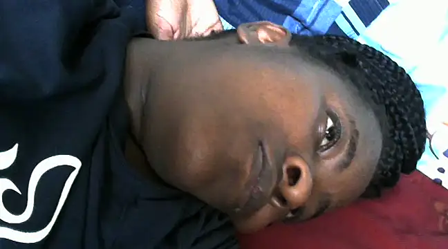 Snapshot of blue_ivy2211 chatting on January 2025 03:32:01 PM blue ivy2211 online show from January 2025 03:32:01 PM