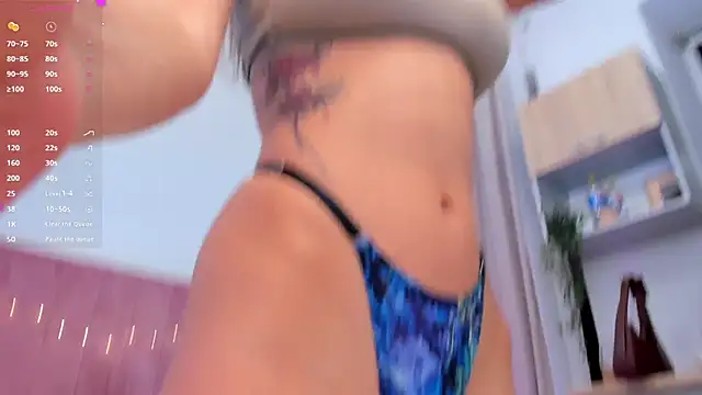 AprilWong online show from January 2025 09:21:02 AM